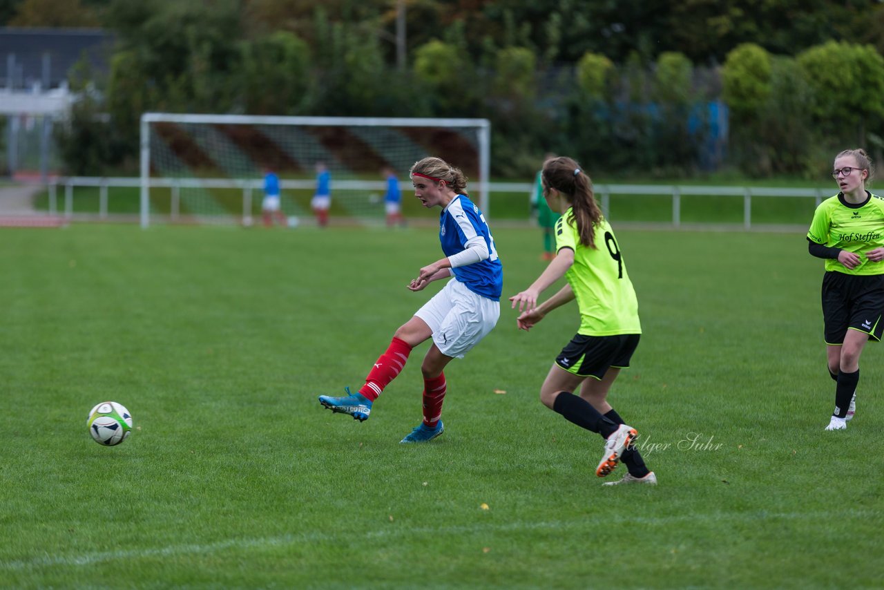 Bild 273 - B-Juniorinnen TSV Schoenberg - Holstein Kiel : Ergebnis: 0:23